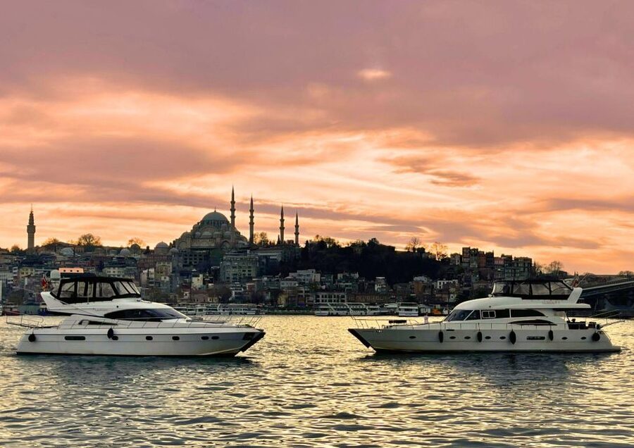 Istanbul: Small-Group Luxury Yacht Sunset Cruise w/ Snacks - Snacks, baklava, tea, and coffee with the views