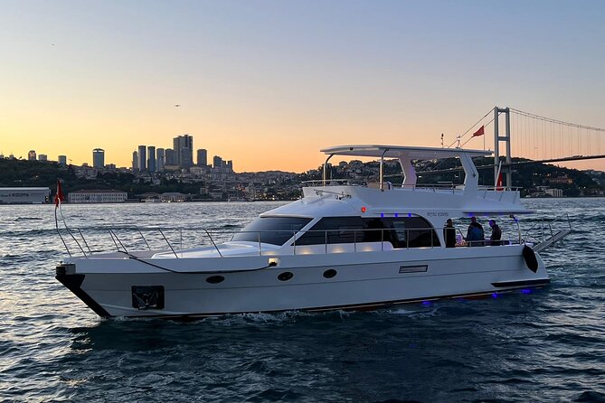 Istanbul: Small-Group Yacht Cruise with Snacks, Sunset or Daytime - Why This Bosphorus Yacht Cruise Feels Like the Practical Choice