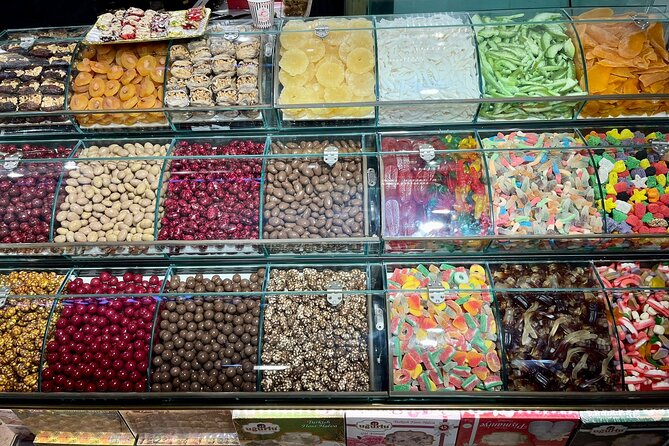 Istanbul Spice Market & Historic Centre Food Tour w/ 10 Tastings - Fisherman-grilled fish and backstreet dishes in Kemankeş