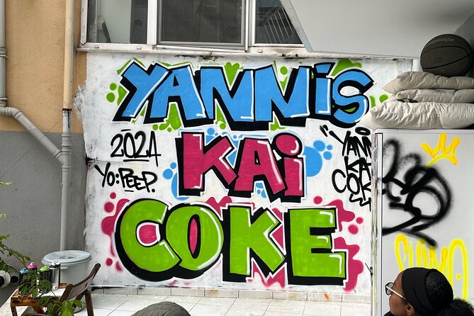 Istanbul Street Art Experience with Local Artists at Home Garden - What the small group size does for beginners