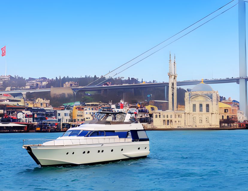 İstanbul: Sunset Cruise with Refreshments - Key points at a glance