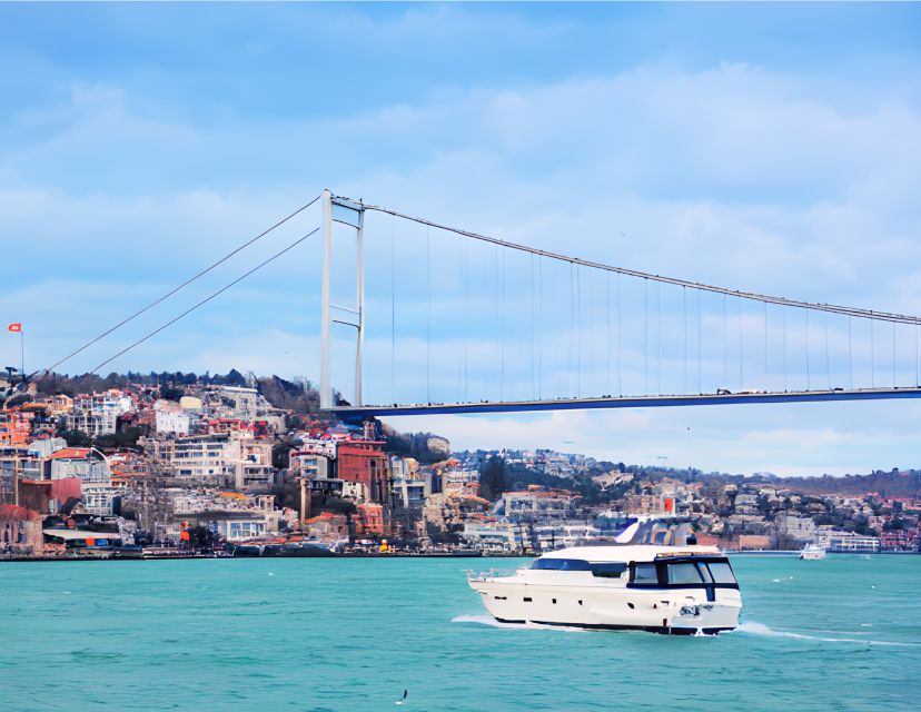 İstanbul: Sunset Cruise with Refreshments - What’s really included: tea, Turkish coffee, mocktails, snacks