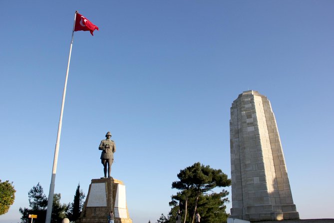 Istanbul to Gallipoli Full Day Tour with Lunch and Transfers - Lunch in Eceabat: included fuel before the memorial stops