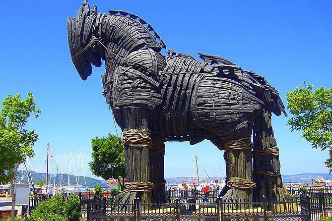 Istanbul to Truva Troy Guided Day Tour with Lunch and Transfers - The Trojan Horse Photo Stop: What to Expect in Real Time