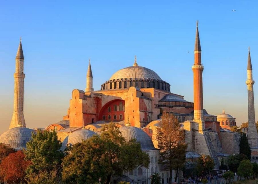 Istanbul: Topkapi, Hagia Sophia, Basilica & Blue Mosque Pass - A smart way to see Istanbul in one focused day