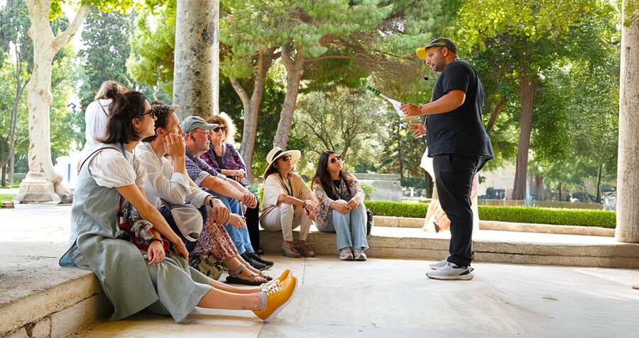 Istanbul: Topkapi, Harem Small Group Guided Tour & Historian - Where You Start: Dsign Cafe by the Hippodrome
