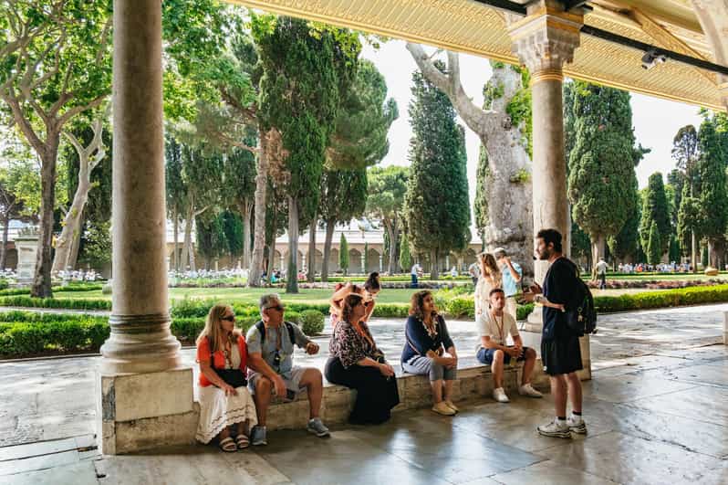 Istanbul: Topkapi Palace and Harem Guided Tour with Ticket - Meeting at Ersoy Bufe, Then Getting Oriented Fast