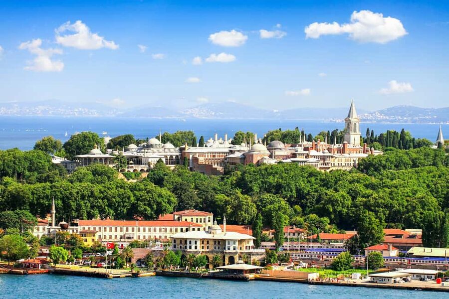 Istanbul: Topkapi Palace and Harem Ticket with Audio Guide - Should You Book the Topkapi Palace and Harem Audio Guide Ticket?