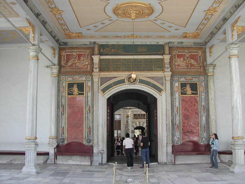 Istanbul: Topkapi Palace and Harem Ticket with Audio Guide - Self-Guided Priorities: What to See Once You Are Released