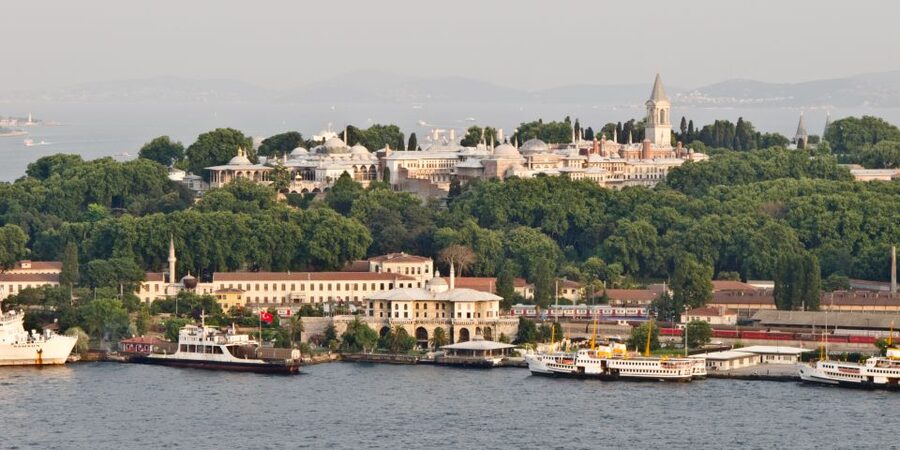 Istanbul: Topkapi Palace Guided Tour - Topkapi Palace Fast-Track in 2 Hours: What You Actually Get