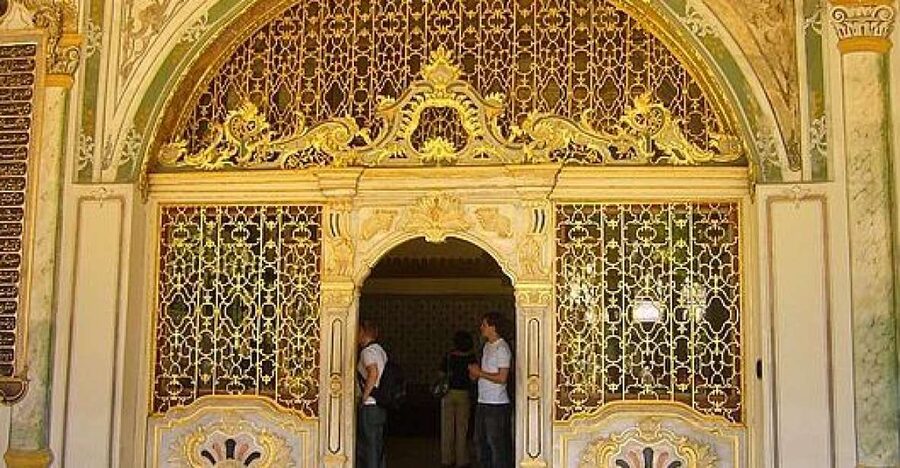Istanbul: Topkapi Palace Guided Tour - Who This Tour Suits Best, and Who Might Prefer More Time