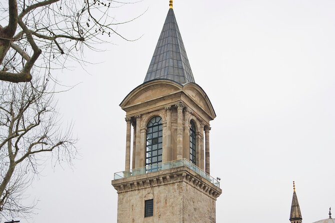 Istanbul: Topkapi Palace Guided Tour and Skip The Line - Entering Topkapi: Priority Time vs Real Palace Time