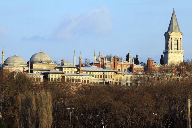 Istanbul: Topkapi Palace Guided Tour and Skip The Line - Four Courtyards You Can Actually Hit in 90 Minutes