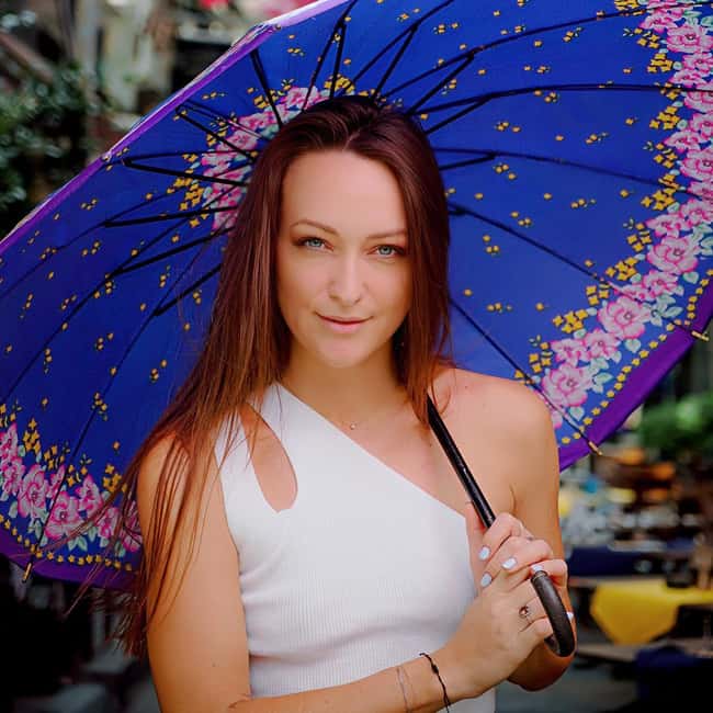 Istanbul: Tour and Photoshoot at Multiple Locations - Rooftop option and the flying dress add-on, what changes for your photos