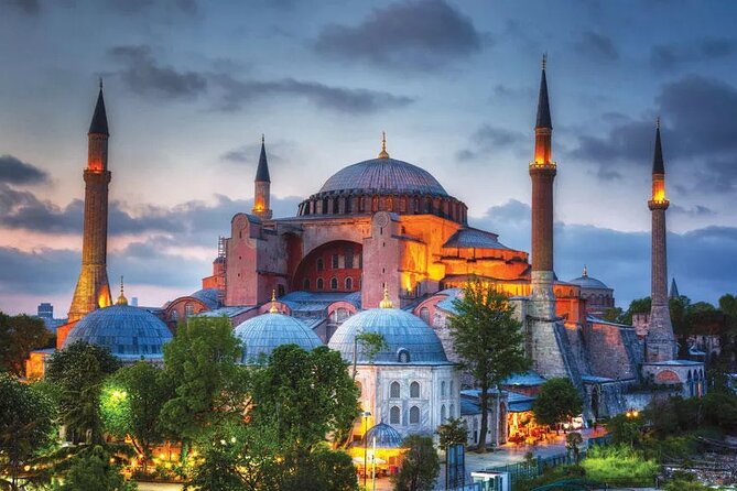 Istanbul Tour - Half Day Afternoon - Soğukçeşme Sokağı: your free, car-free stroll between giants