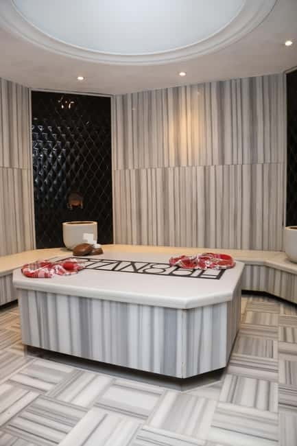 Istanbul: Traditional Turkish Bath with Foam and Oil Massage - Where Victory Turkish Bath Fits Into a Sultanahmet Day