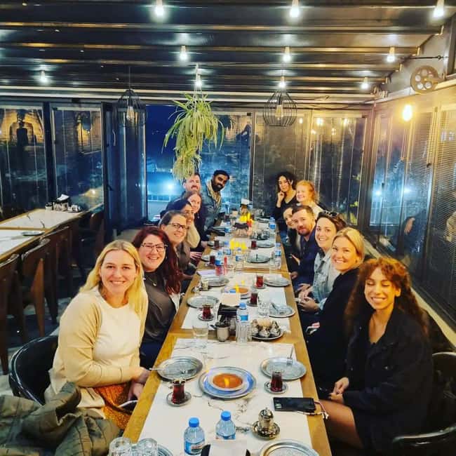 Istanbul: Traditional Turkish Dinner - The social part: meeting locals and international tablemates