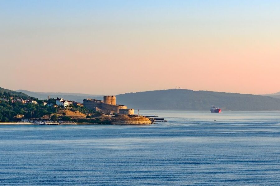 Istanbul: Troy Guided Bus Tour with Ferry Tickets & Lunch - Tips to make the day smoother at Troy