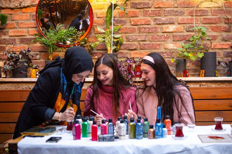 Istanbul: Turkish Calligraphy Workshop & Brass Framed Glass - Key things I’d book this for