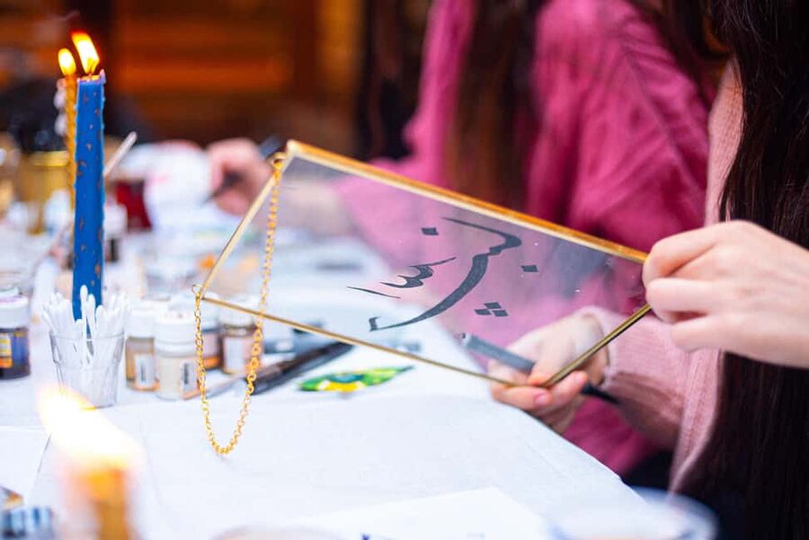 Istanbul: Turkish Calligraphy Workshop & Brass Framed Glass - The brass frame finish: what changes when the piece gets secured