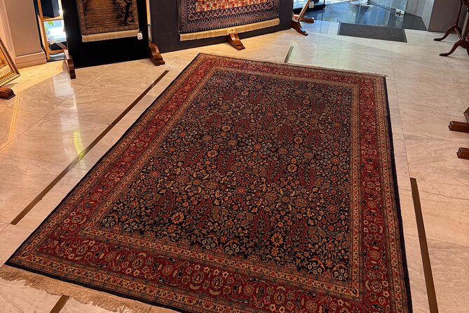 Istanbul Turkish Carpet Shopping (Expert Guidance) - Materials and styles: wool, silk, cotton, antique, modern