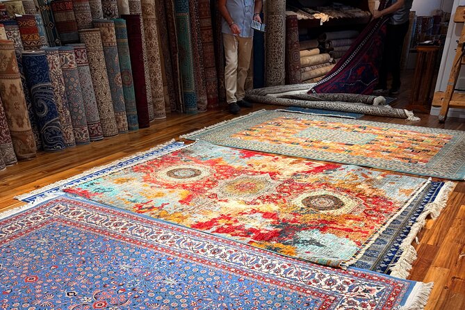 Istanbul Turkish Carpet Shopping (Expert Guidance) - Worldwide shipping: how buying in Istanbul becomes a home purchase