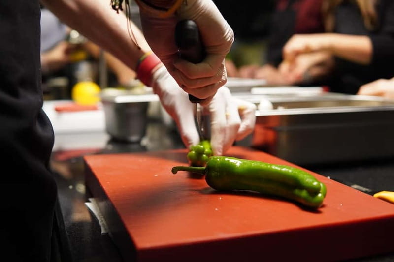 Istanbul: Turkish Cooking Class with a Professional Chef - What a Session Feels Like, From Intro to Cooking Rhythm