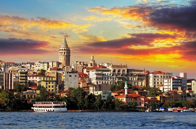 Istanbul Two Continents, Bosphorous, Spice Bazaar, Beylerbeyi Palace and Camlica Hill - Getting Value from a Guided Half-Day (Not Just a Checklist)