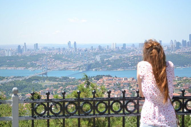 Istanbul Two Continents Tour with Lunch and Bosphorus Cruise - Lunch and the feel of the schedule over 9 hours