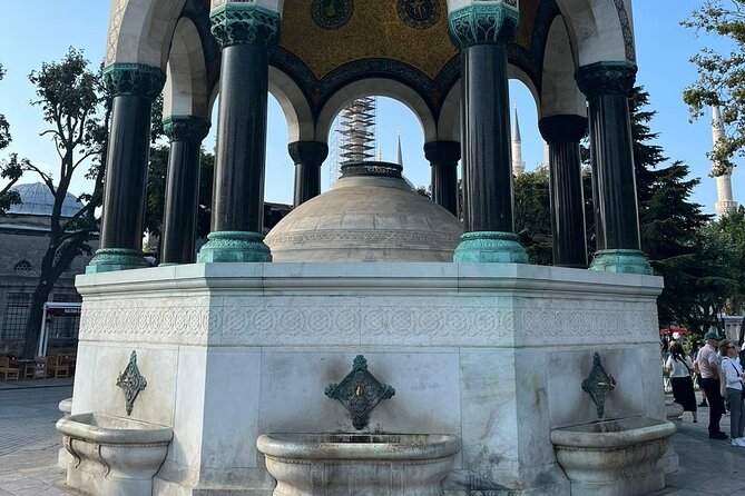 Istanbul Walking Tour and Optional Sunset Cruise - Istanbul Archaeological Museum and Topkapi Palace, Empire-Scale Stops