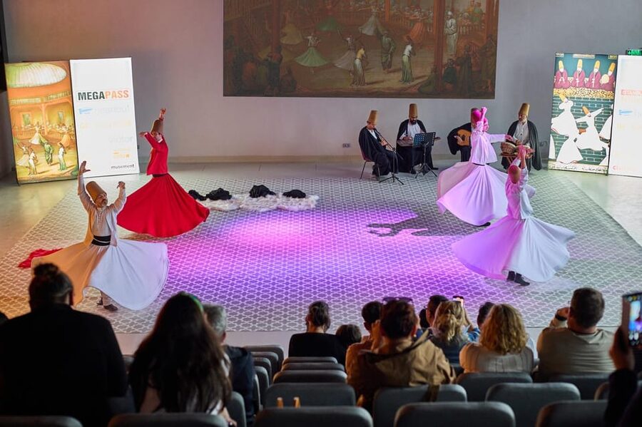 Istanbul: Whirling Dervish Ceremony next to Hagia Sophia - Why the Sema next to Hagia Sophia feels different