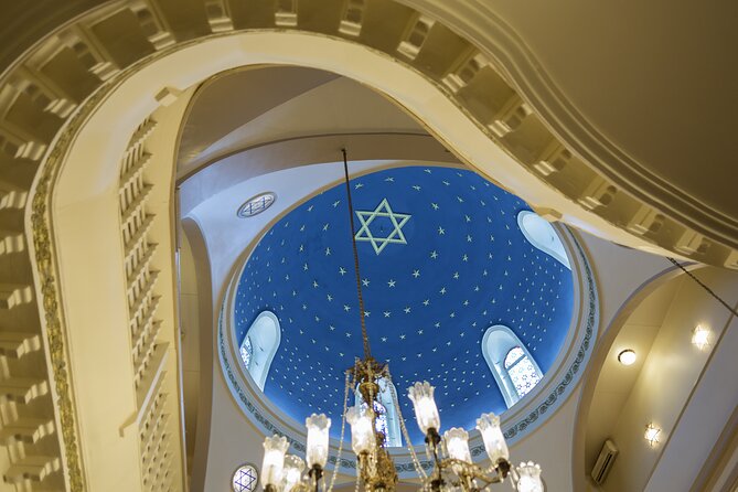 Jewish District Guided Walking Tour in Istanbul - Stop 3: Kamondo Stairs in Beyoğlu (the street-level payoff)