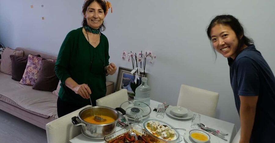 Learn Turkish Cuisine from a Local Mom - Getting To Beşiktaş: Selamlık Street and the Tram Shortcut