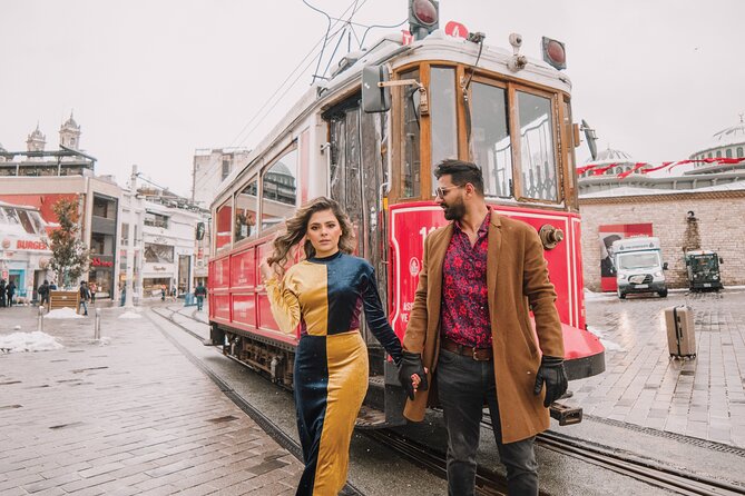 Love in Istanbul: Perfect Photo Moments at Iconic Locations - Key things that make this photo session worth it