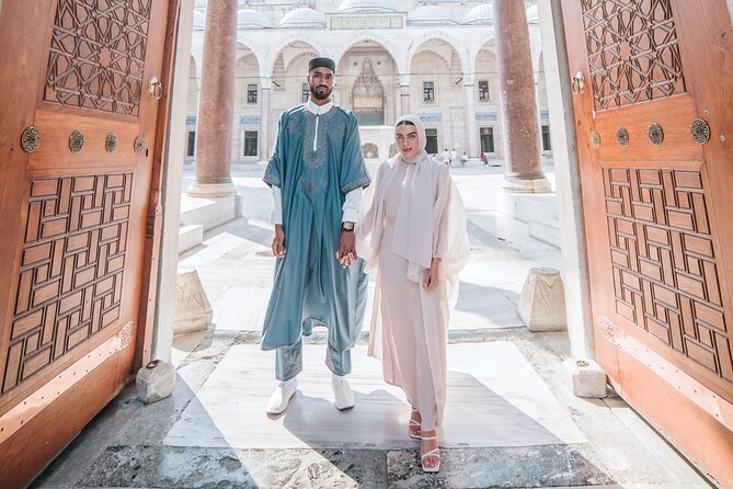 Love in Istanbul: Perfect Photo Moments at Iconic Locations - Blue Mosque and Hagia Sophia Cultural Info Center: iconic backdrops, tight time, smart positioning