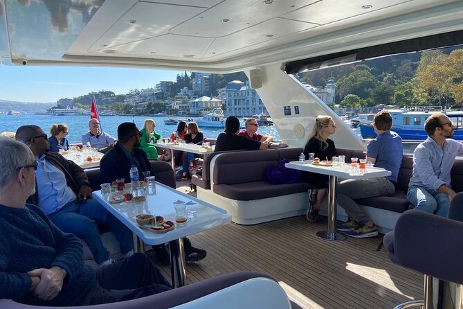 Luxury Bosphorus Yacht Cruise – Stopover in Asian Side - Meeting Point and Timing: Dolmabahçe Mosque as Your Anchor