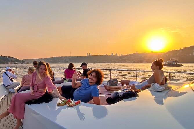 Luxury Sunset Yacht Cruise on the Bosphorus – Refresh & Relax - Snacks, tea, and the calm rhythm: why included food matters on a sunset cruise