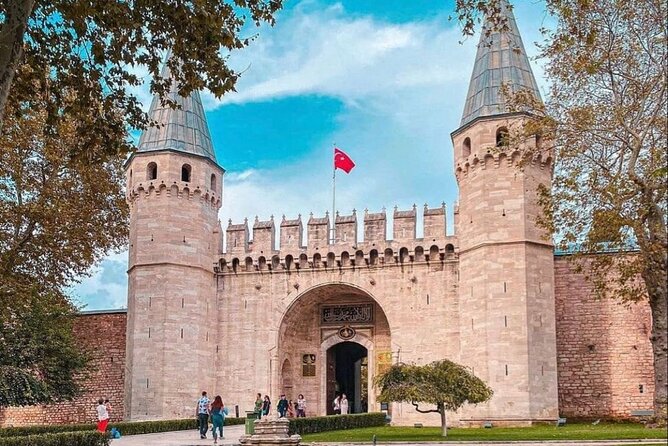 Majestic Istanbul: Walking Tour & Sunset Cruise on the Bosphorus - Blue Mosque and Süleymaniye: comparing Ottoman power through architecture