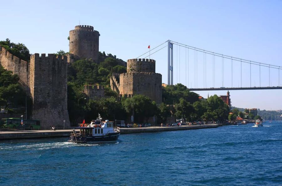 Morning Bosphorus Cruise with Breakfast & Asian Side Stop - Quick hits you’ll feel right away