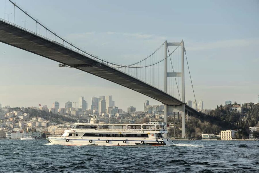 Morning Bosphorus Cruise with Breakfast & Asian Side Stop - Two hours of Bosphorus sailing and the landmark lineup