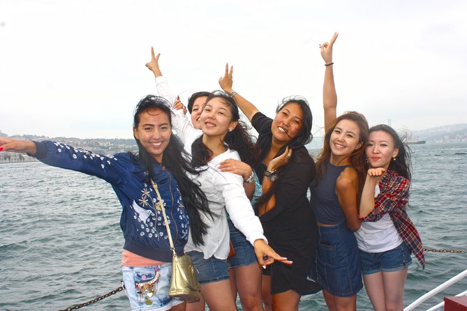 Morning Bosphorus Tour 3 Hours - Getting to the boat, what the first 30 minutes feel like