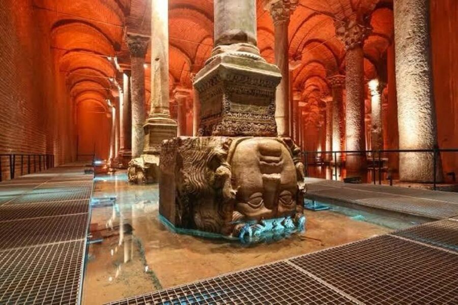 Multi 2 Days Private Guided Istanbul Top Highlights Tour - Sultanahmet: Hippodrome, Blue Mosque, Hagia Sophia, Basilica Cistern
