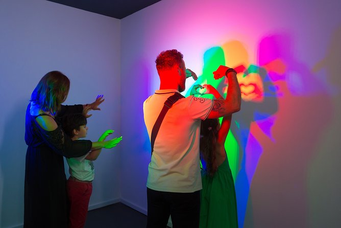 Museum of Illusions Istanbul Ticket - Where to Find It on Istiklal Street Near Sishane