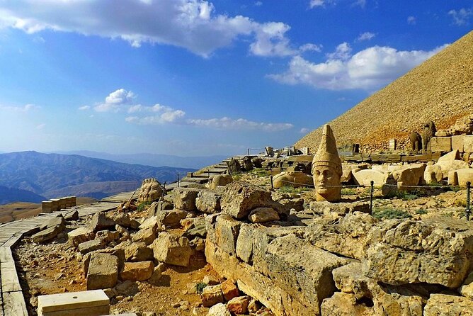 Nemrut Mountain Tour from Istanbul - 2 Days 1 Night - How the Early Morning and Summit Views Fit Your Body
