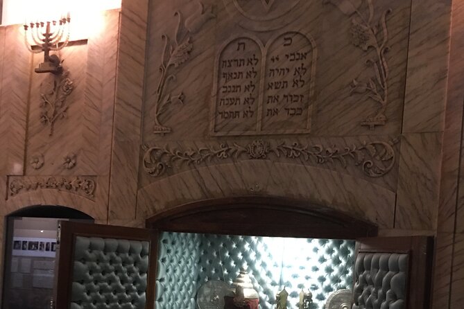 Original Istanbul Jewish Heritage Tour. - Balat and Ahrida Synagogue: The Boat-Shaped Bimah Stop