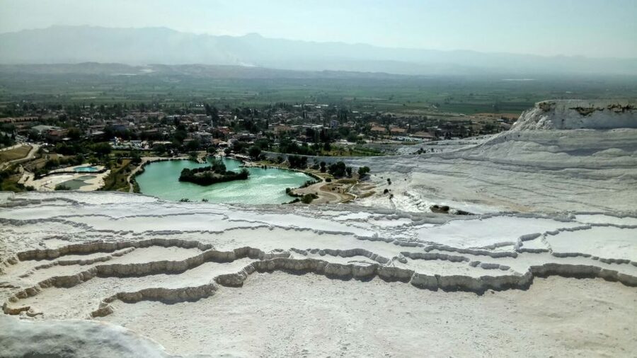 Pamukkale Day Tour With Flights and Transfers from Istanbul - Flying to Denizli for Pamukkale: the payoff and the pressure