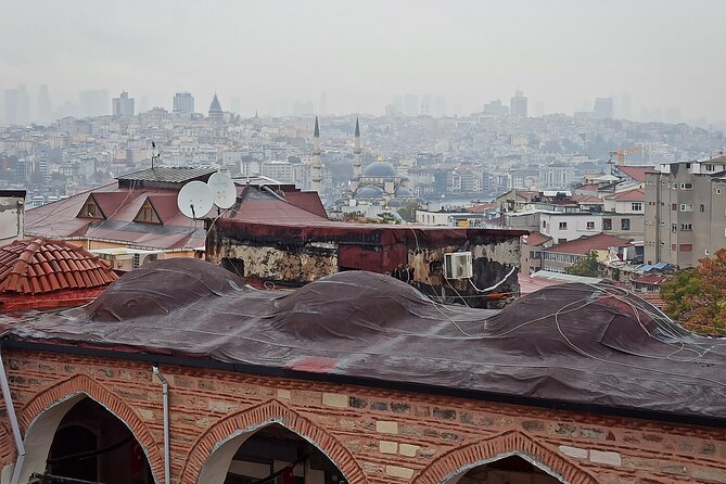 Photograph the Hidden Corners of the Grand Bazaar in Istanbul - Photo coaching in real time: settings, composition, and the why