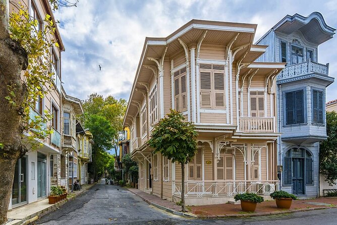 Princess Islands Daily Tour from Istanbul - Büyükada Stop: Car-Free Quiet, Pine Air, and Aya Yorgi Views