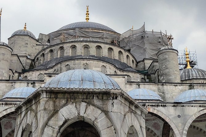 Private 7/8 hours Istanbul Guided Highlights Tour with Bazaars - Hagia Sophia Grand Mosque: inside access with the audio system rules