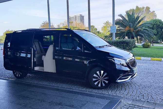 Private Airport Transfer - The car part: air-conditioned comfort and the quality check